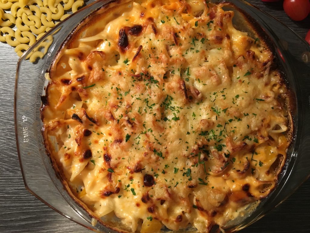 Thunfisch Nudelauflauf mit Paprika und Tomate - idatschka.de